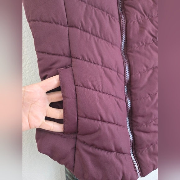 Aeropostle Plum Quilted Puffer Vest - Picture 4 of 6